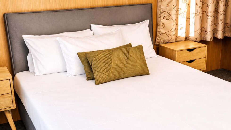 Main Bed Gee Gee