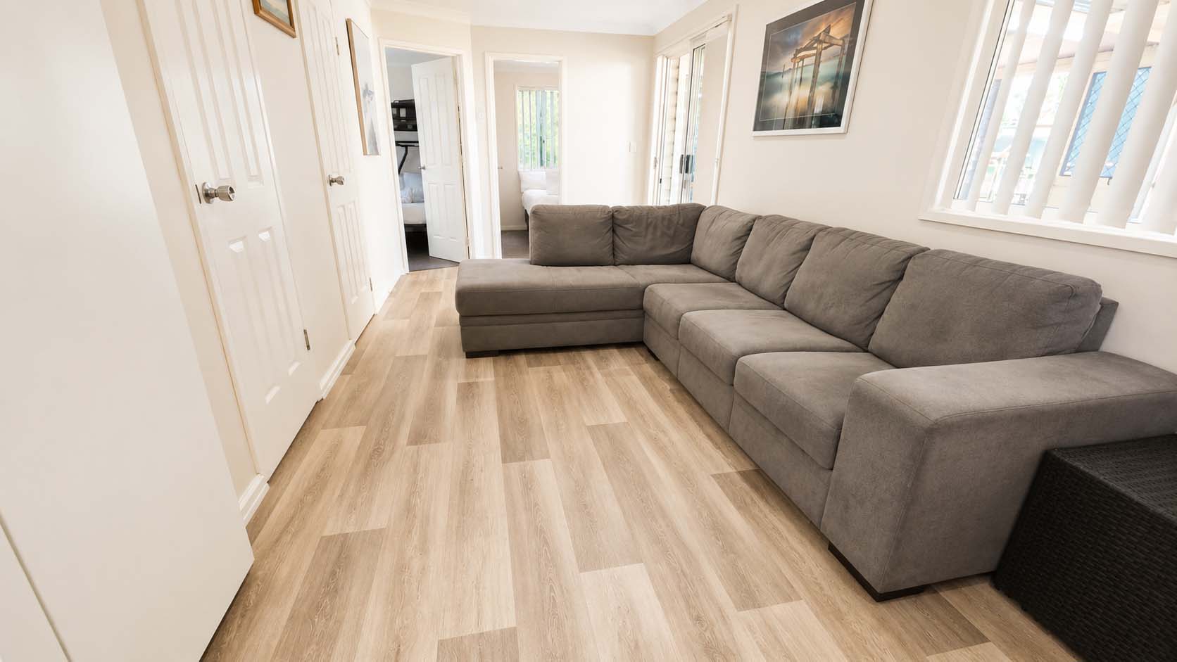 Molloy Cottage lounge
